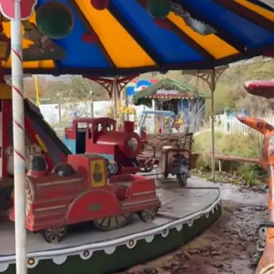 Abandoned Children's Pleasure Park in Southampton Now Resembles Chernobyl