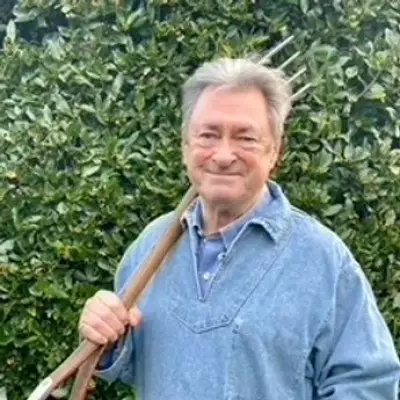 Alan Titchmarsh's Critical Shrub Planting Advice for Gardeners