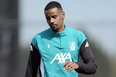 Alexander Isak Returns to Liverpool Squad for PSG Champions League Clash