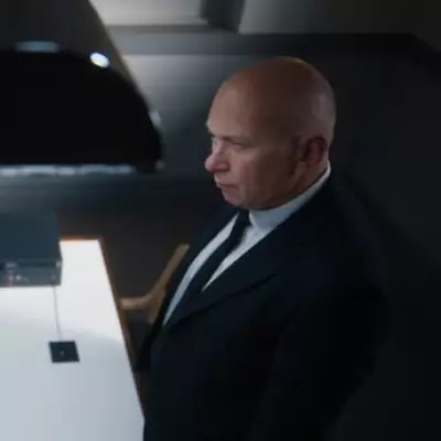 Beyond Paradise Fans Demand Chief Superintendent Smith's Exit Over Jargon