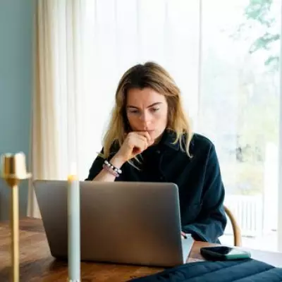 Brits Earn £200 Monthly from Home with AI Training Side Hustle