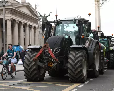 Dublin Fuel Protests Expose Ireland's Fossil Fuel Dependency and Social Rifts