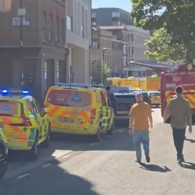 Farringdon Station Closed After Gas Leak, Armed Police on Scene