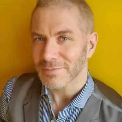 Father's Near-Fatal COVID Battle Leads to Sepsis Hallucinations