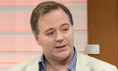 Government Behaviour Tsar: Parents Too Weak, Schools Forced to Be Strict