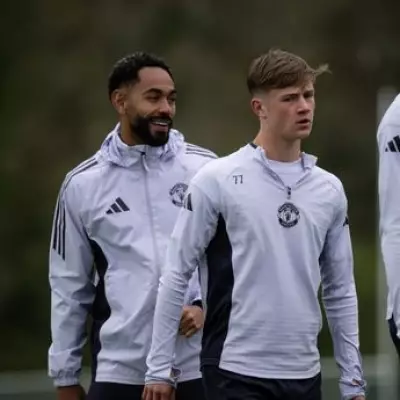 Man Utd Stars Fernandes and Martinez Praised by 'Mini Beckham' for Helping Youngsters