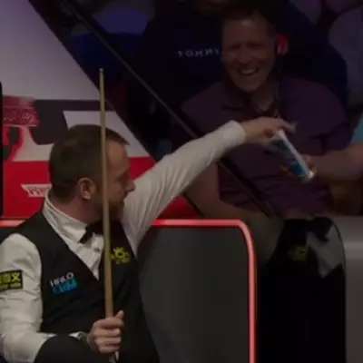 Mark Allen Takes Sweets from Crucible Crowd After Century Break vs Kyren Wilson