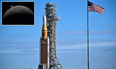 NASA's Moon Landing Plans Face Delays Over Spacesuit Development Concerns