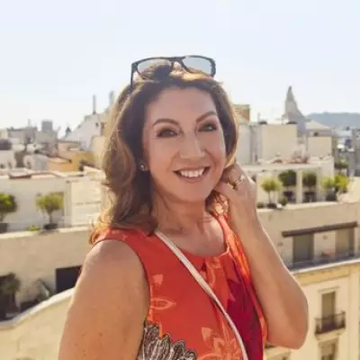 New Cruise Series 'Cruising to the Ends of the Earth' Premieres Tonight