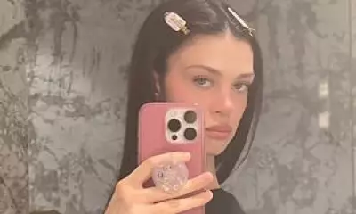 Nicola Peltz Flaunts Midriff in Mirror Selfie Amid Beckham Family Feud Fallout