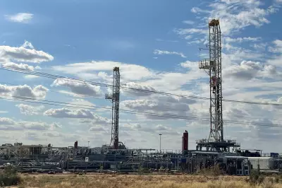 Oil Prices Surge Over 5% as US-Iran Strait of Hormuz Tensions Reignite