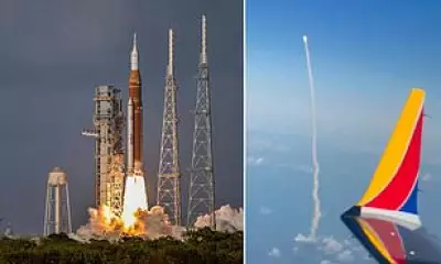 Passenger Captures Artemis II Launch from Southwest Flight Window