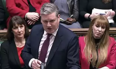 Starmer Survives Mandelson Inquiry Vote But Faces Lying Accusations