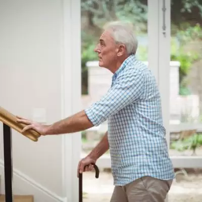 Struggling with stairs may be an early dementia warning sign, experts say