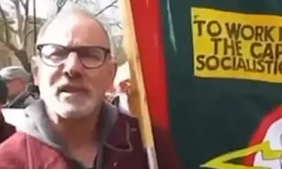 Tube Driver Suspended After Antisemitic Remarks at London Protest