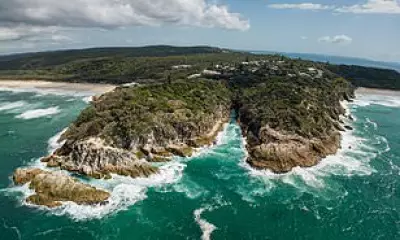 Two Divers Rescued After 22-Hour Ocean Ordeal Off North Stradbroke Island