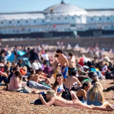 UK Outpaces Cairo and Athens as April Heatwave Breaks Records