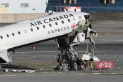 Air Canada Crash Probe Focuses on 'Crash Phone' Use and Staffing at LaGuardia
