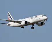 Air France-KLM Cuts Capacity Forecast Amid $2.4bn Fuel Bill Rise
