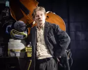 An Iliad Review: David Wenham Shines in Sydney's Modern Homer Retelling