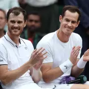 Andy Murray's Hilarious Golf Dig at Brother Jamie in Retirement Tribute