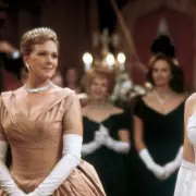 Anne Hathaway Confirms Princess Diaries 3 Progress, Stresses Need for Perfection