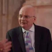 Antiques Roadshow Expert Emotionally Stunned by Rare Royal Artefacts