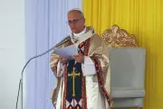 Archbishop of Canterbury Defends Pope Leo Amid Trump's Scathing Criticism