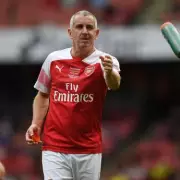 Arsenal Legend Winterburn Backs Gunners for Premier League Title Despite City Test