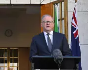 Australian Fuel Prices Surge Amid Singapore Visit by PM Albanese