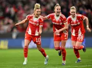 Bayern Munich Edge Out Manchester United in Tense Women's Champions League Quarter-Final