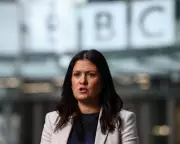BBC Job Cuts Spark Staff Outcry as Culture Secretary Lisa Nandy Voices Concern
