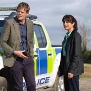 Beyond Paradise Character Considers Exit in Crossover Nod to Death in Paradise