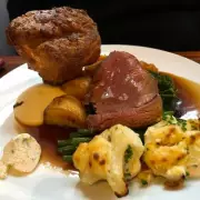 Brit in Benidorm Amazed by €12 Sunday Roast Dinner