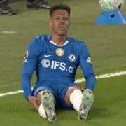 Chelsea Star Estevao Suffers Hamstring Injury Against Man Utd, Season in Doubt