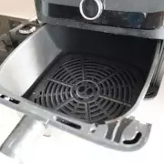 Clean Air Fryer Grime with Baking Soda and Dish Soap – No Scrubbing