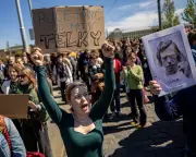 Czech Journalists Threaten Strike Over Plan to Scrap Licence Fees for Public Media
