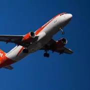 EasyJet Flight Diverts to London Following Mid-Air Emergency Declaration