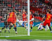 England's Lionesses Edge Spain 1-0 in Crucial Women's World Cup Qualifier