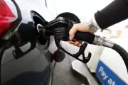Ex-Government Adviser Urges UK Workers to Stay Home Amid Fuel Crisis