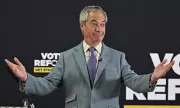 Farage Vows to Halt Small Boat Crossings Within Months of Reform Govt