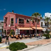 Foreign Office Issues Food Poisoning Alert for 13 High-Risk Holiday Destinations