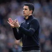 Former Arsenal Star Aliadiere Backs Arteta Despite Title Stumble