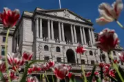 Former BoE Official Urges Interest Rate Hike to Combat Rising Inflation