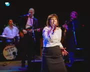 Good Golly Miss Molly Review: Bob Eaton's New Vic Production