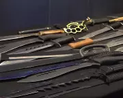 Government Minister Warns of Children Trading Knives Online Like Clothes