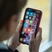 Government to Enforce School Mobile Phone Ban by Law in Major Policy Shift