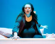 Gush Review: Jessica Hardwick Shines in Edinburgh's Traverse Theatre Monologue