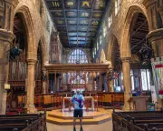 Halifax Urban Trail: Historic Buildings Host UK's First Indoor Running Race