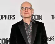 Hollywood's AI Revolution: Soderbergh and Top Directors Embrace Artificial Intelligence in Filmmaking